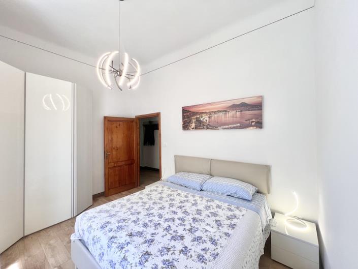 Image No.20-2 Bed House for sale