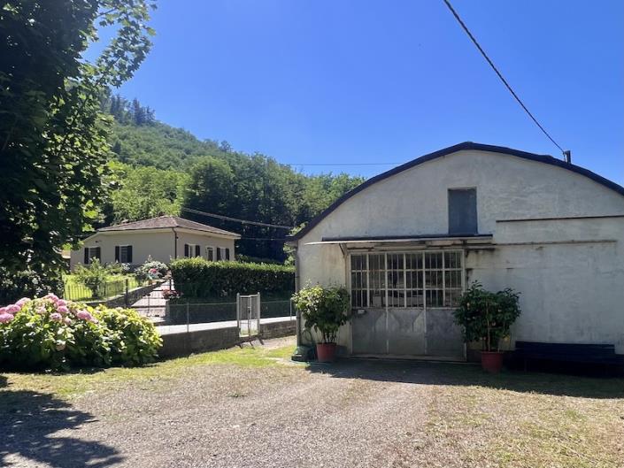 Image No.27-2 Bed House for sale