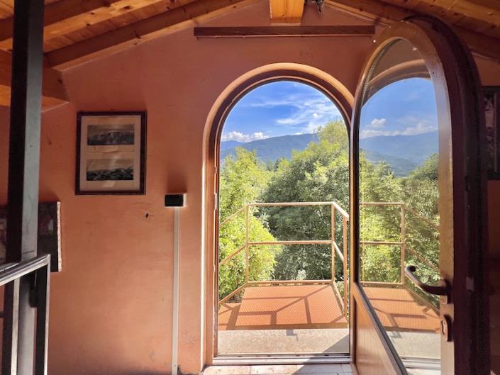 Image No.3-2 Bed Commercial for sale