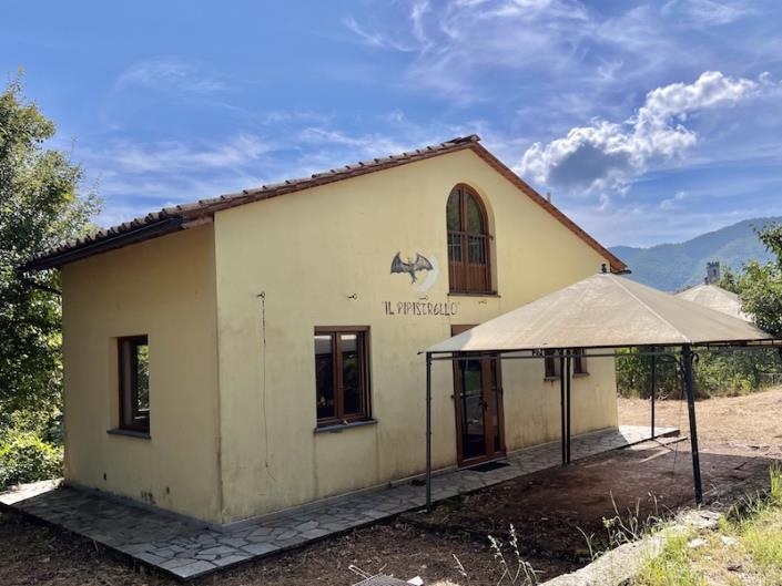 Image No.17-2 Bed Commercial for sale