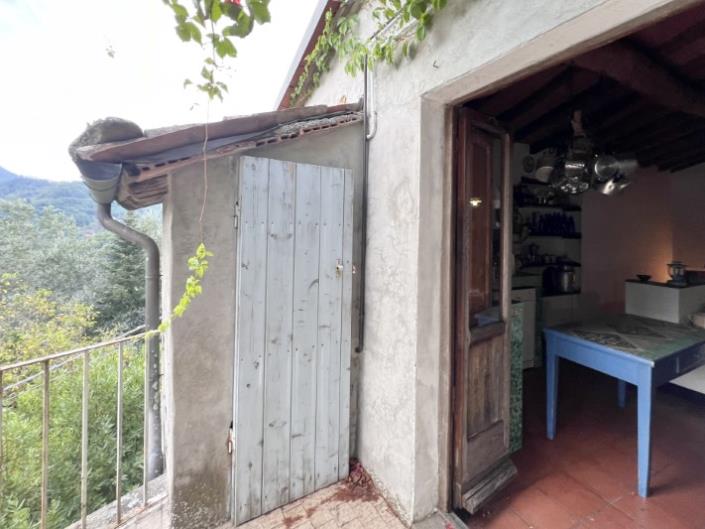 Image No.23-2 Bed House for sale