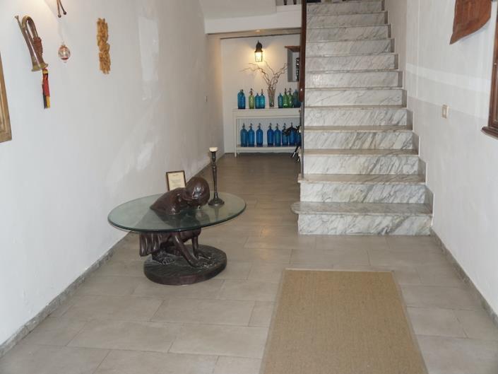 Image No.11-6 Bed House for sale