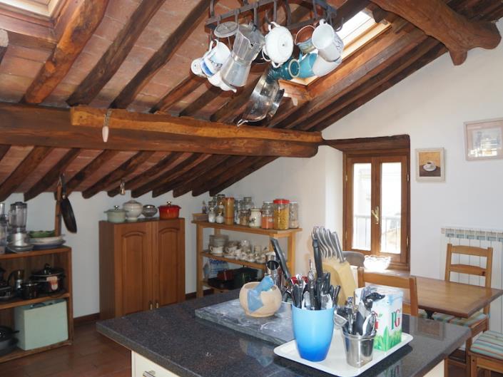 Image No.35-6 Bed House for sale