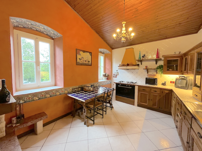 Image No.28-4 Bed Villa for sale