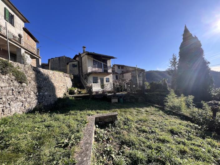 Image No.24-3 Bed Townhouse for sale