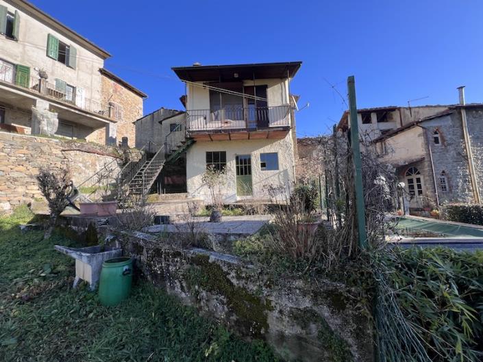 Image No.17-3 Bed Townhouse for sale