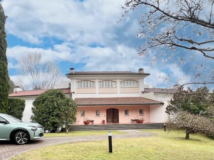 Image No.18-5 Bed Villa for sale