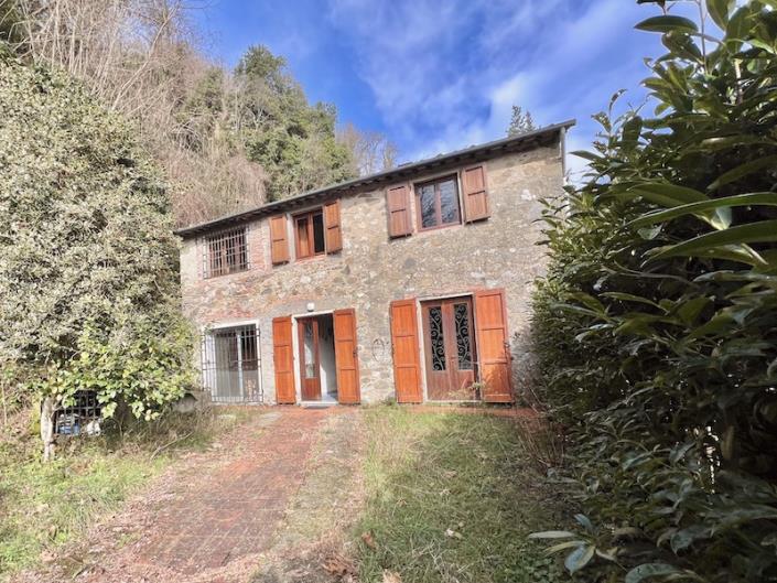 Image No.21-3 Bed House for sale