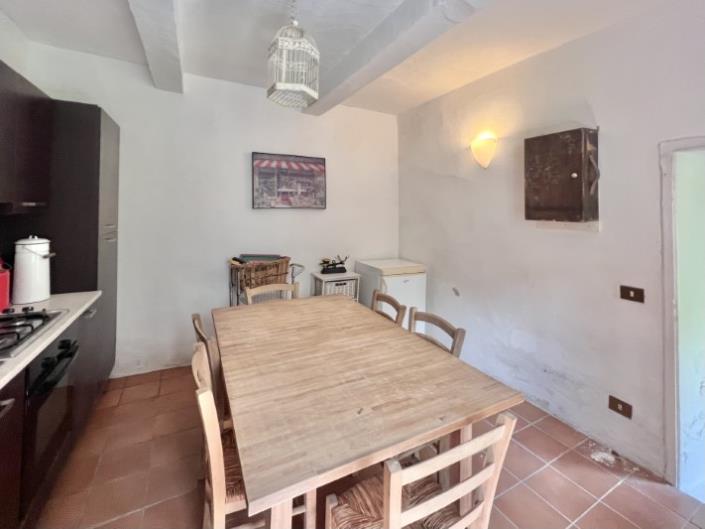 Image No.22-2 Bed Country House for sale