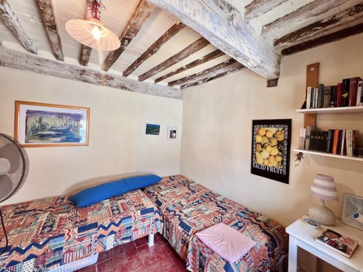 Image No.12-3 Bed House for sale