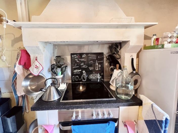 Image No.18-3 Bed House for sale