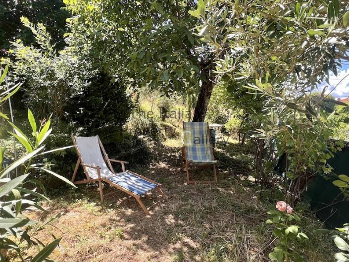 Image No.17-3 Bed House for sale