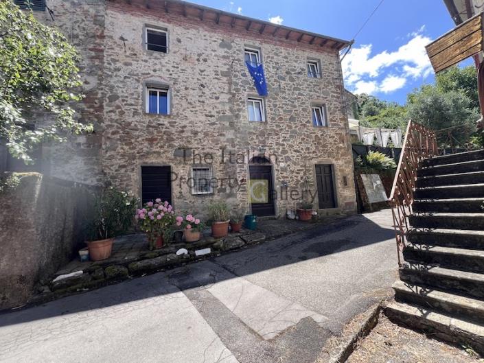 Image No.40-3 Bed House for sale