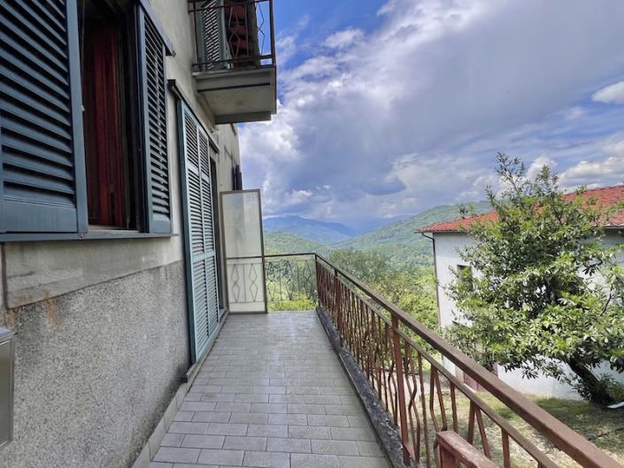 Image No.9-3 Bed House for sale