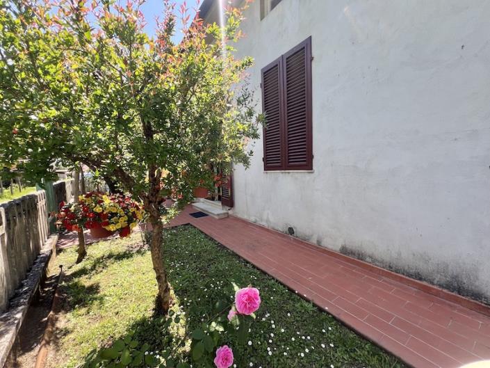 Image No.3-4 Bed House/Villa for sale