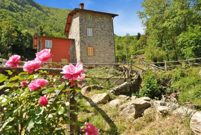 Image No.12-7 Bed Country Property for sale