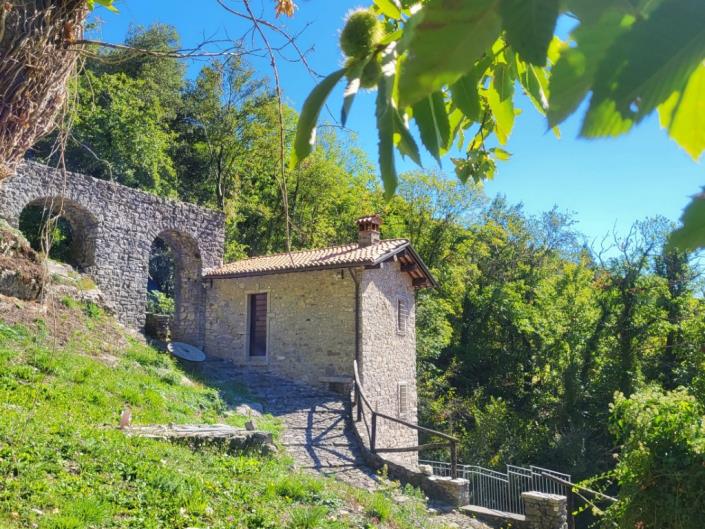 Image No.17-7 Bed Country Property for sale