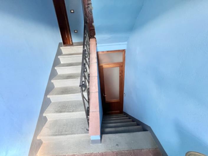 Image No.23-5 Bed House for sale