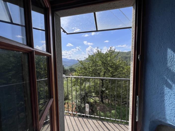 Image No.24-5 Bed House for sale