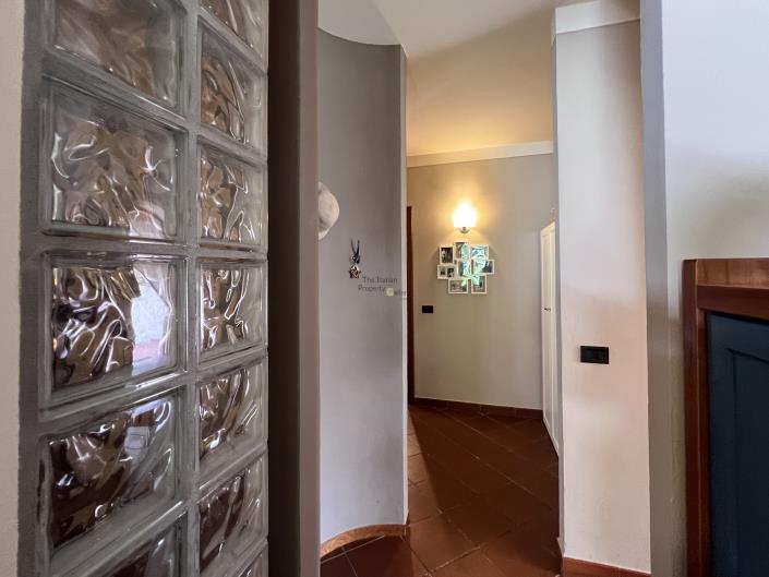 Image No.14-6 Bed Villa for sale