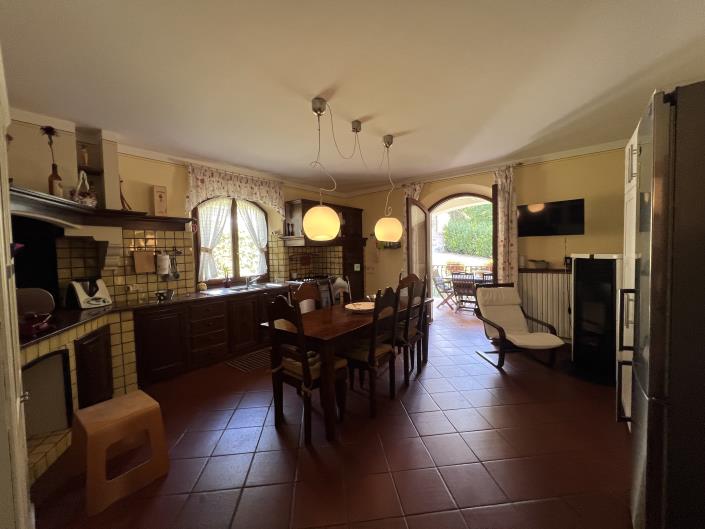 Image No.48-6 Bed Villa for sale