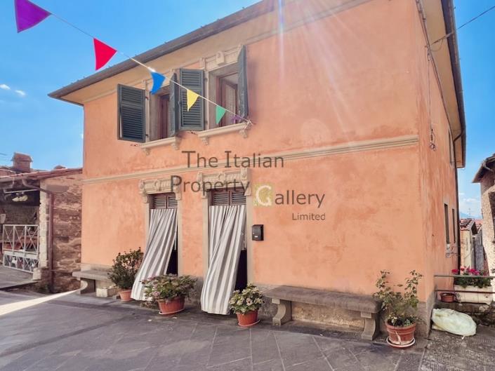 Image No.14-3 Bed House for sale