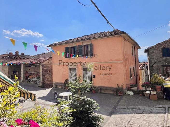 Image No.27-3 Bed House for sale