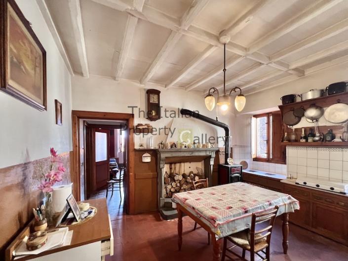 Image No.26-3 Bed House for sale