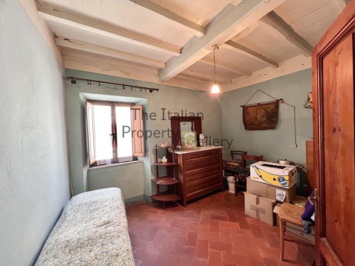 Image No.25-3 Bed House for sale