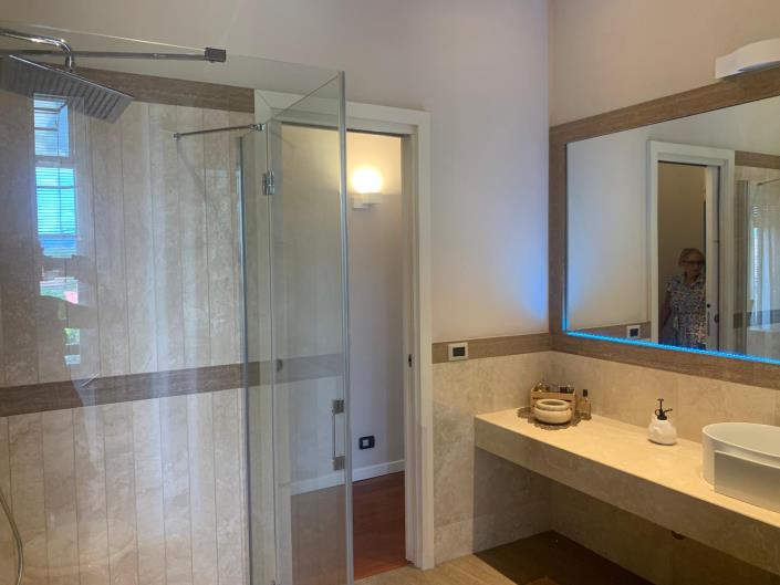 Image No.15-3 Bed Apartment for sale