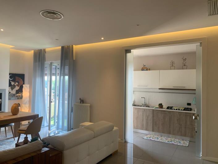 Image No.10-3 Bed Apartment for sale