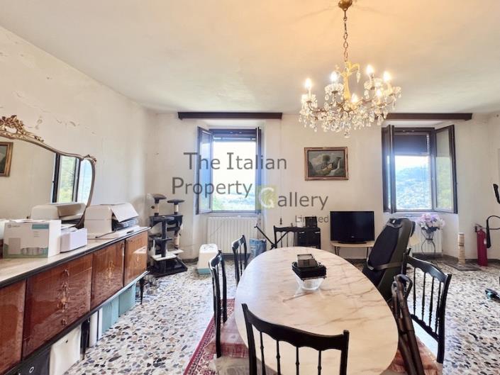 Image No.6-3 Bed House for sale