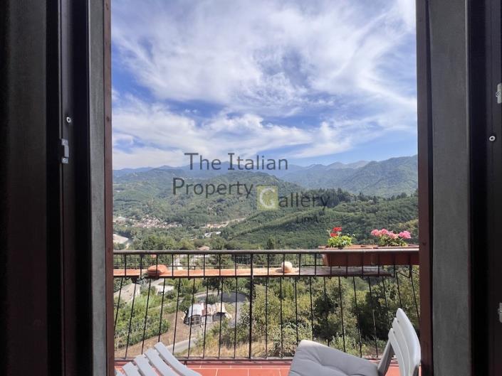 Image No.17-3 Bed House for sale