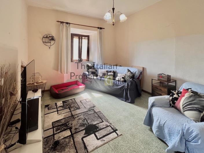 Image No.19-3 Bed House for sale