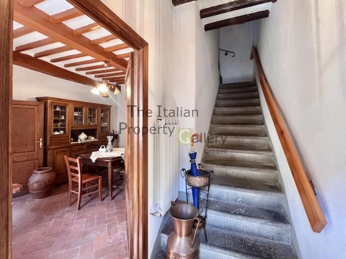 Image No.9-3 Bed House for sale