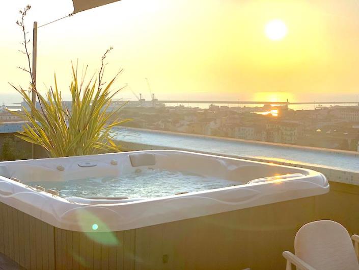 Image No.9-2 Bed Apartment for sale