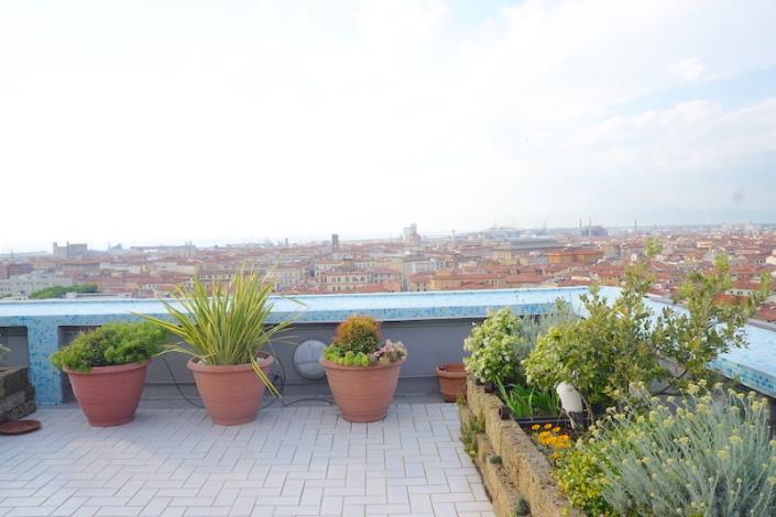 Image No.20-2 Bed Apartment for sale