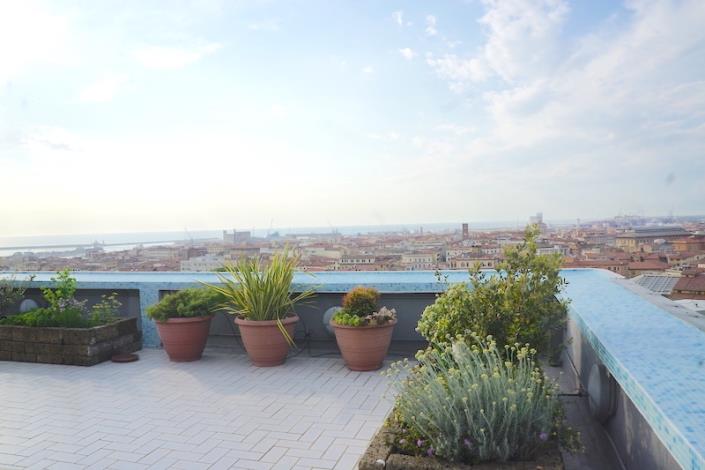 Image No.21-2 Bed Apartment for sale