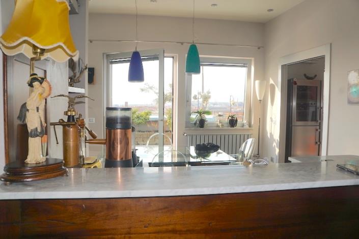 Image No.25-2 Bed Apartment for sale