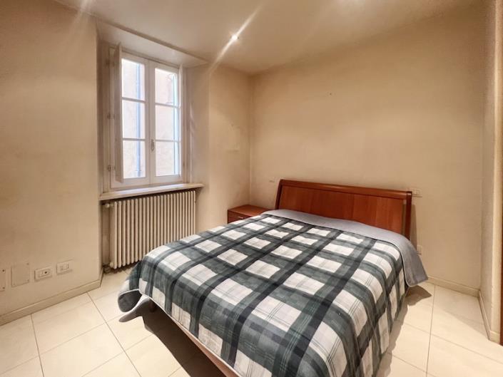 Image No.14-4 Bed House for sale