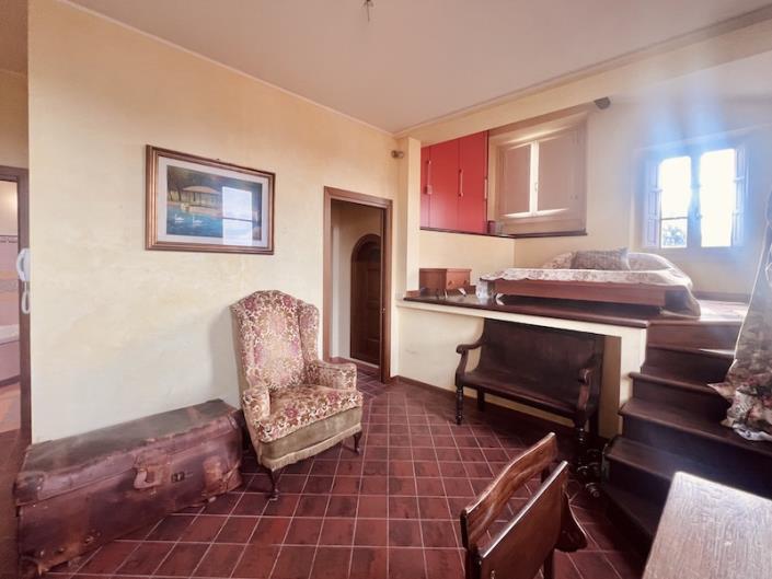 Image No.11-4 Bed House for sale