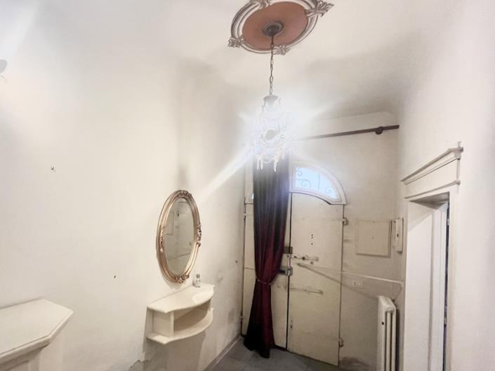 Image No.34-4 Bed House for sale