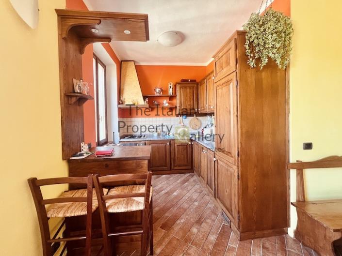 Image No.21-3 Bed Apartment for sale