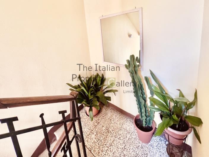 Image No.22-3 Bed Apartment for sale