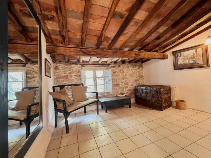 Image No.24-2 Bed House for sale