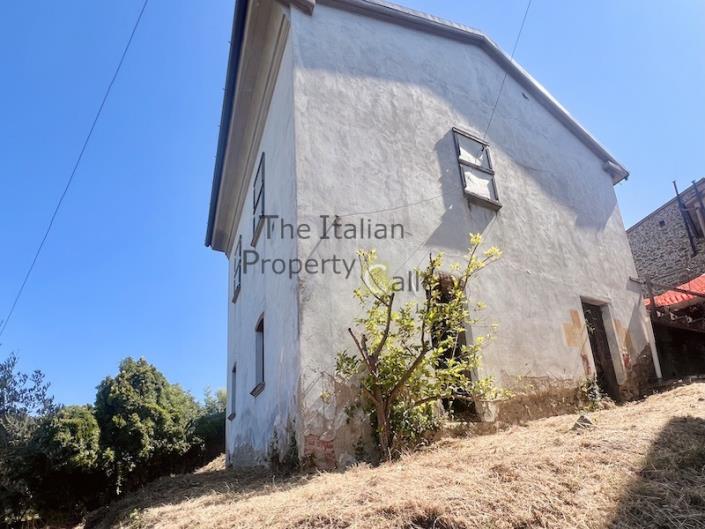 Image No.11-2 Bed House for sale