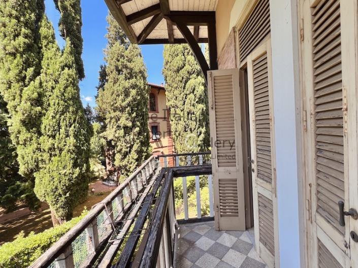 Image No.11-4 Bed Villa / Detached for sale