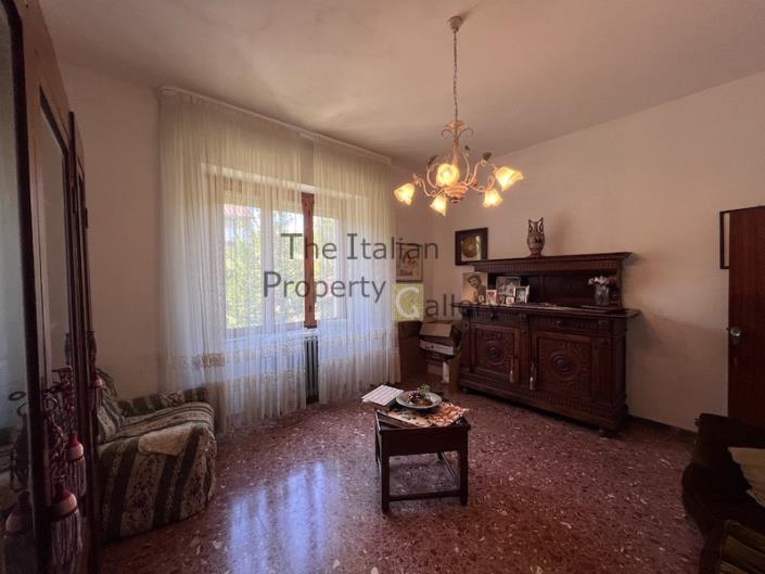 Image No.21-3 Bed Apartment for sale