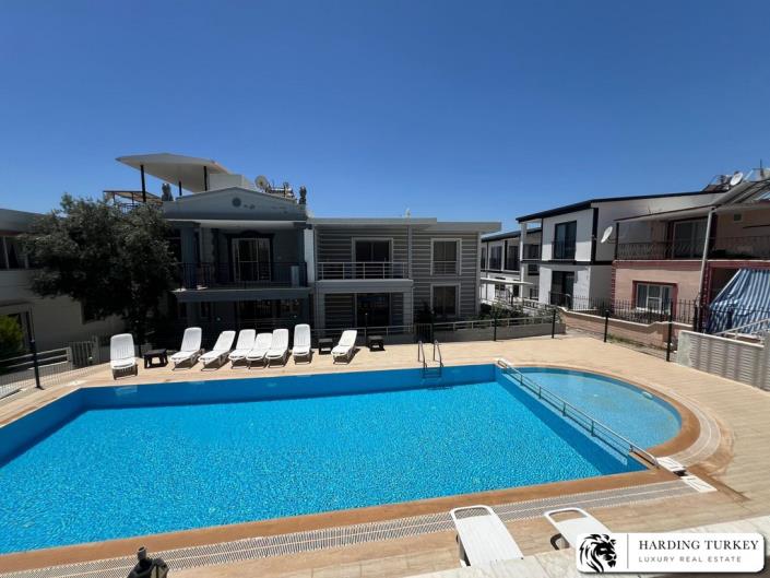 Image No.1-2 Bed Semi-Detached for sale