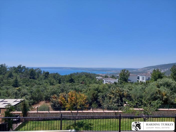 Image No.51-3 Bed Duplex for sale